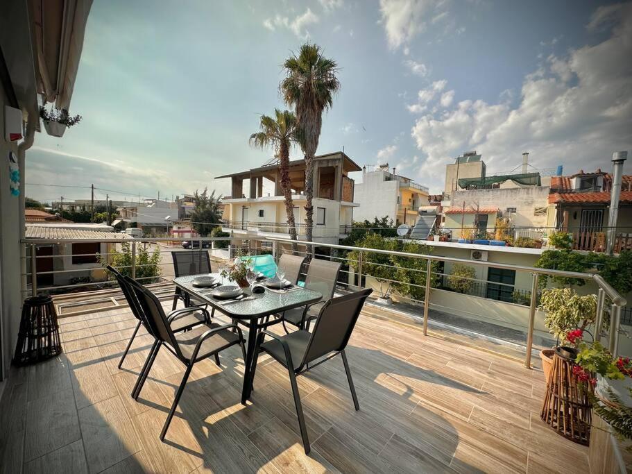 カラマタRed Harmony By The Sea Pool And Balconyアパートメント エクステリア 写真